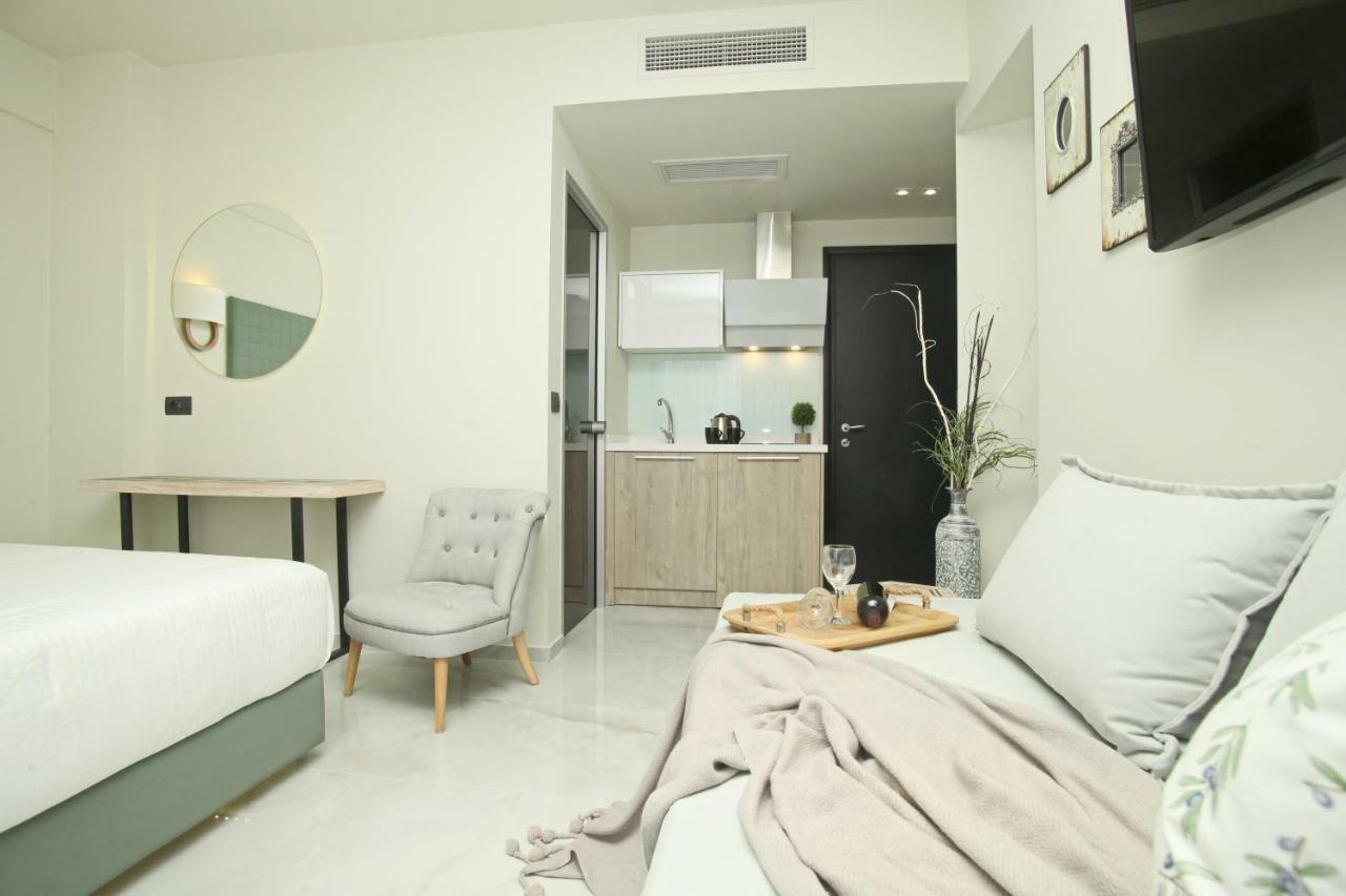 Athinais Luxury Apartments CChanioti Exteriér fotografie