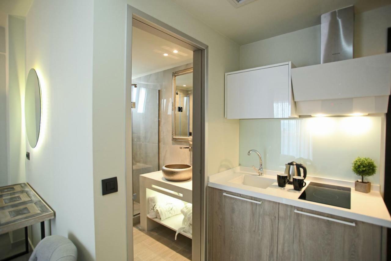 Athinais Luxury Apartments CChanioti Exteriér fotografie