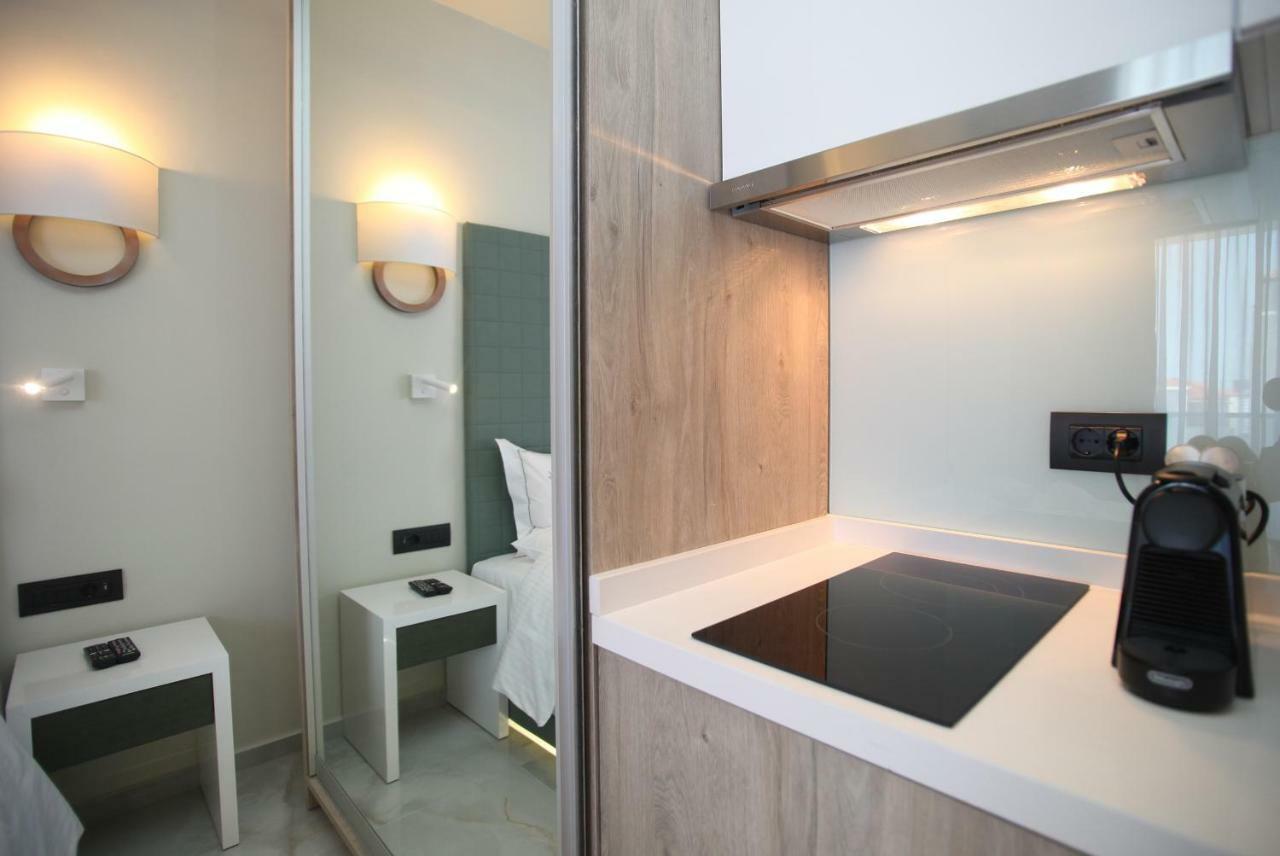 Athinais Luxury Apartments CChanioti Exteriér fotografie